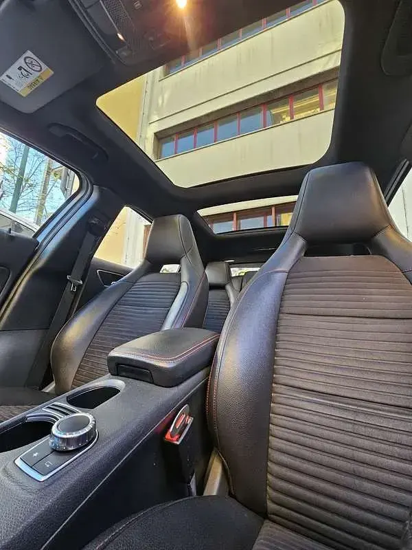 Usata Mercedes GLA200 Premium 136 CV (100 kW) 2017 SUV