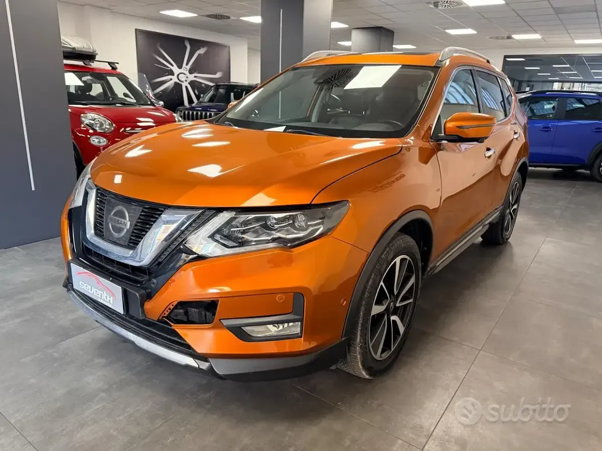 Usata Nissan X-Trail N-Connecta 177 CV (130 kW) 2017 Arancione SUV