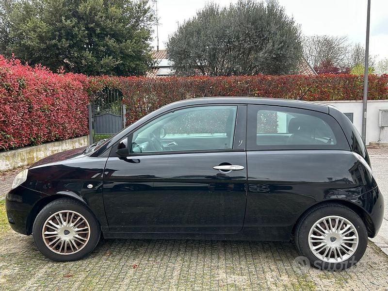Usata Lancia Ypsilon 2010 Nero Utilitaria