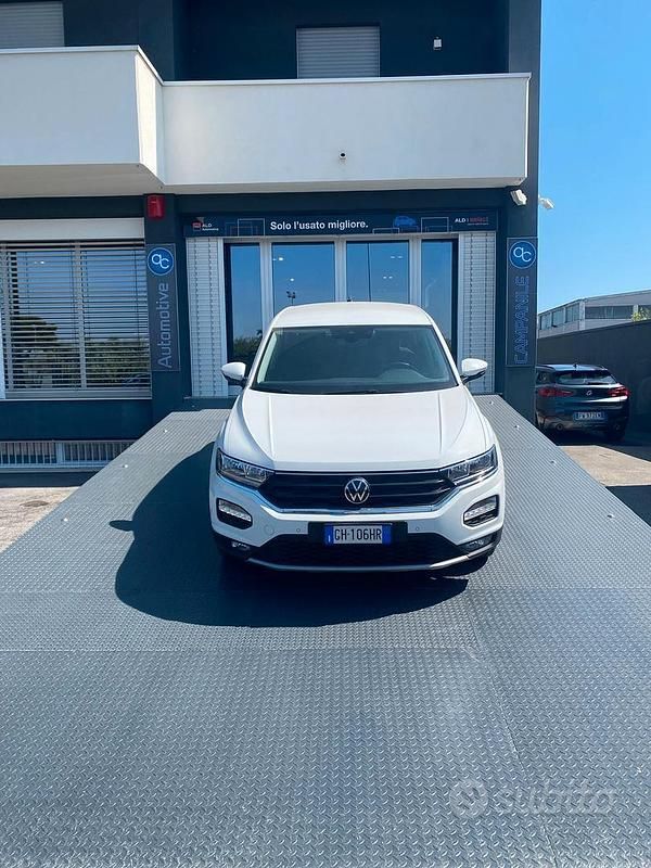 Usata VW T-Roc Business 150 CV (110 kW) 2021 Bianco SUV