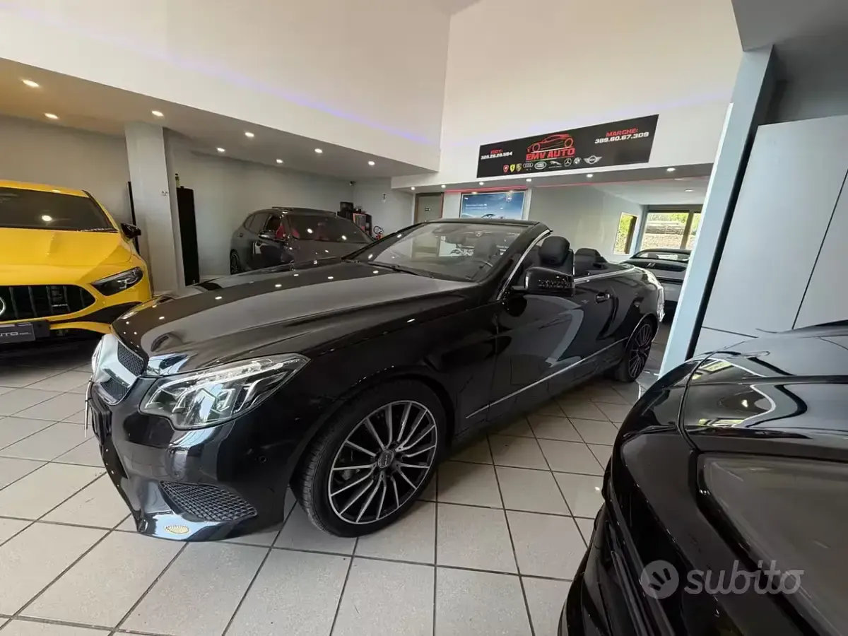 Usata Mercedes E220 Premium 170 CV (125 kW) 2014 Nero Cabrio