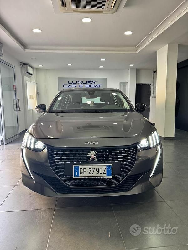 Usata Peugeot 208 Active 75 CV (55 kW) 2021 Grigio Utilitaria