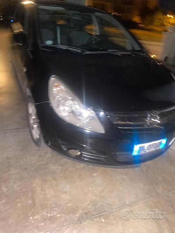 Usata Opel Corsa 80 CV (58 kW) 2008 Berlina
