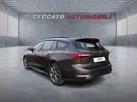 Usata Ford Focus ST-Line 116 CV (85 kW) 2023 Grigio Station wagon