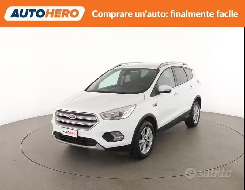 Usata Ford Kuga Titanium 120 CV (88 kW) 2017 Bianco SUV