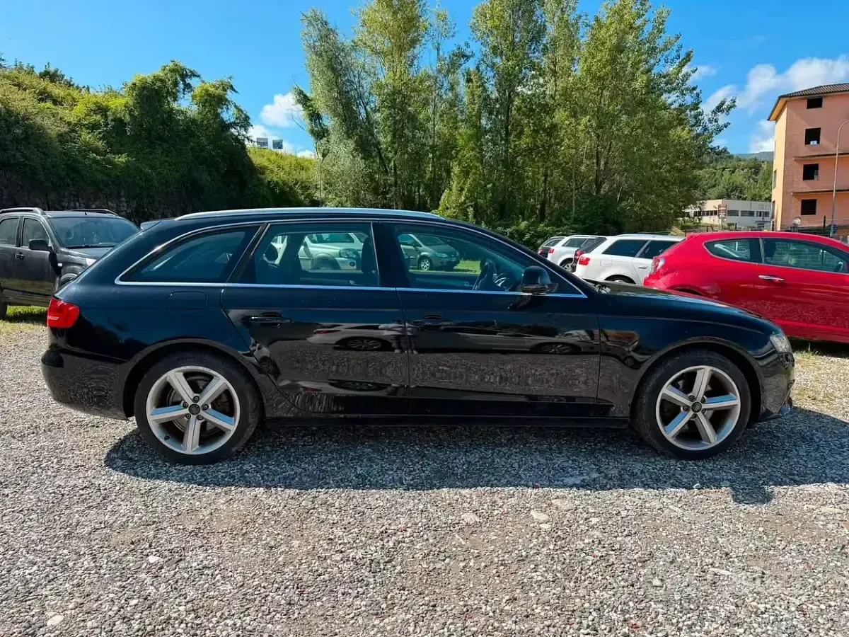 Usata Audi A4 Advanced 143 CV (105 kW) 2009 Nero Station wagon