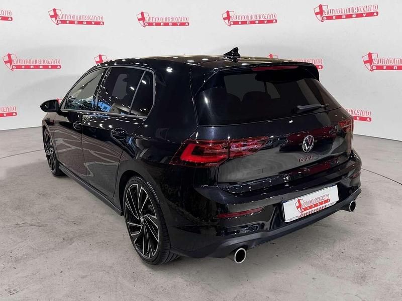 Usata VW Golf VIII GTI 245 CV (180 kW) 2021 Nero Utilitaria