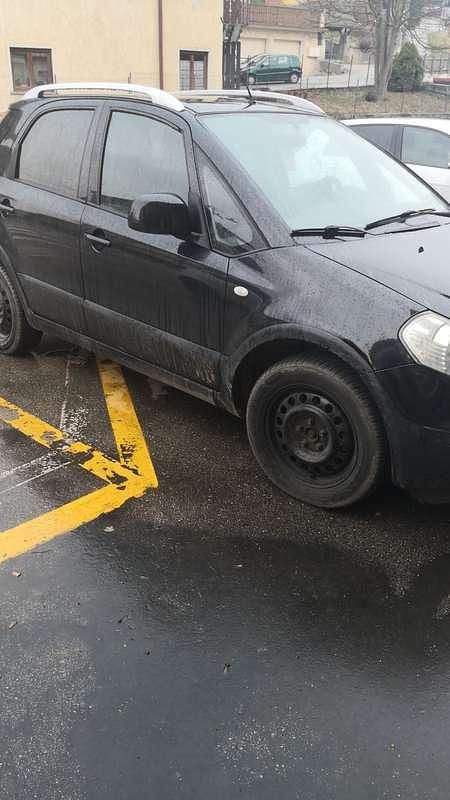 Usata Fiat Sedici Dynamic 120 CV (88 kW) 2008 Nero SUV