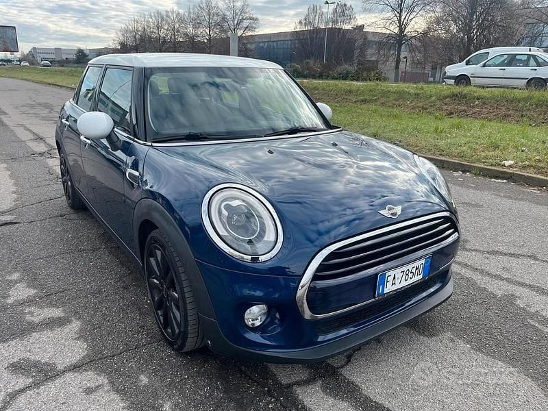 Usata Mini One D 116 CV (85 kW) 2015 Blu Utilitaria