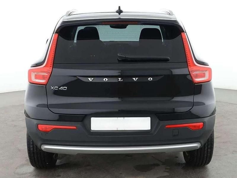 Usata Volvo XC40 Inscription 129 CV (94 kW) 2022 Nero SUV