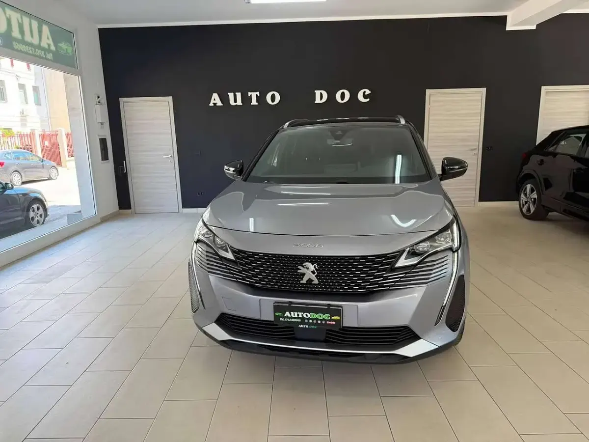 Usata Peugeot 3008 GT 131 CV (96 kW) 2022 Argento SUV