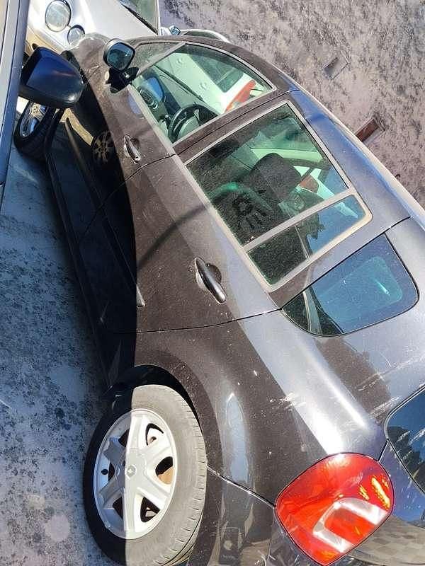 Usata Renault Modus Expression 101 CV (74 kW) 2011 Monovolume