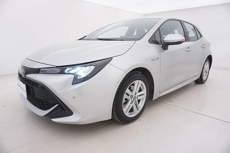 Usata Toyota Corolla Hybrid Business Edition 122 CV (89 kW) 2021 Argento Berlina