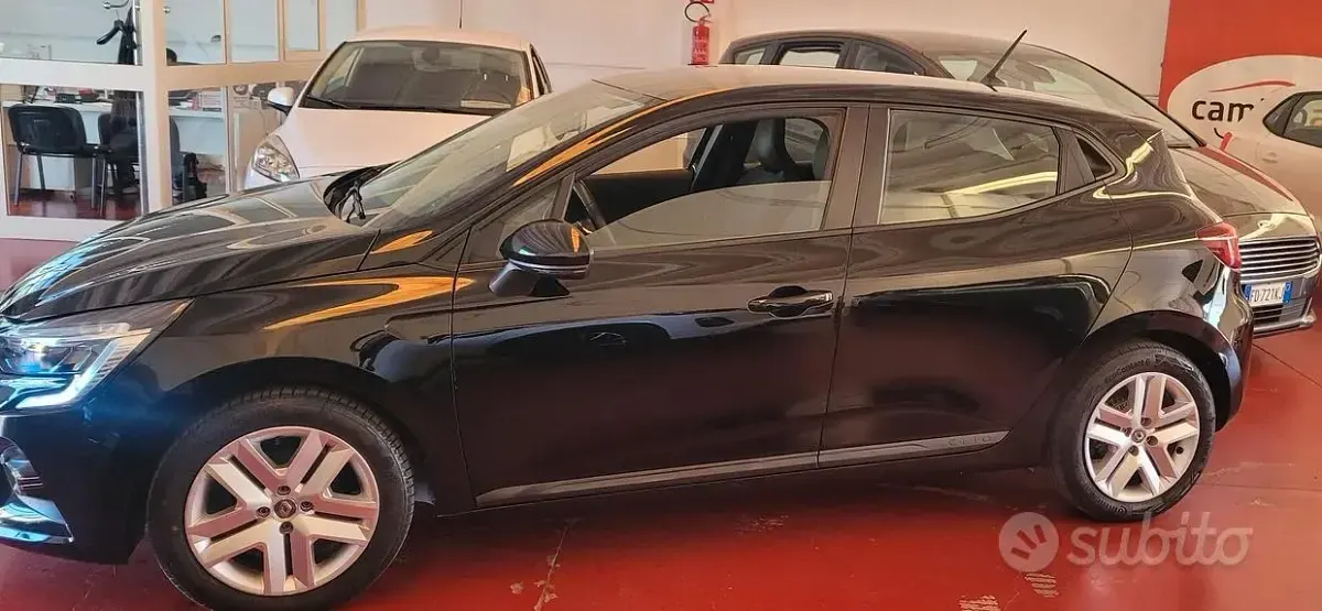 Usata Renault Clio V Business 91 CV (66 kW) 2021 Nero Berlina