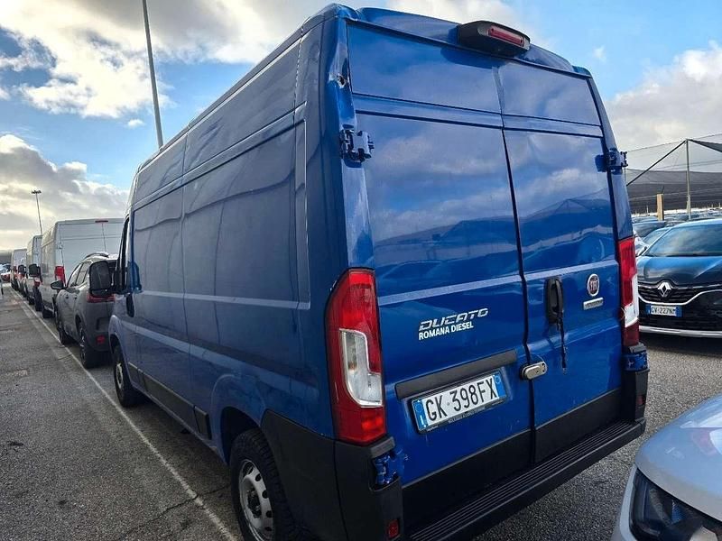 Usata Fiat Ducato 33 119 CV (87 kW) 2022 Blu Furgone
