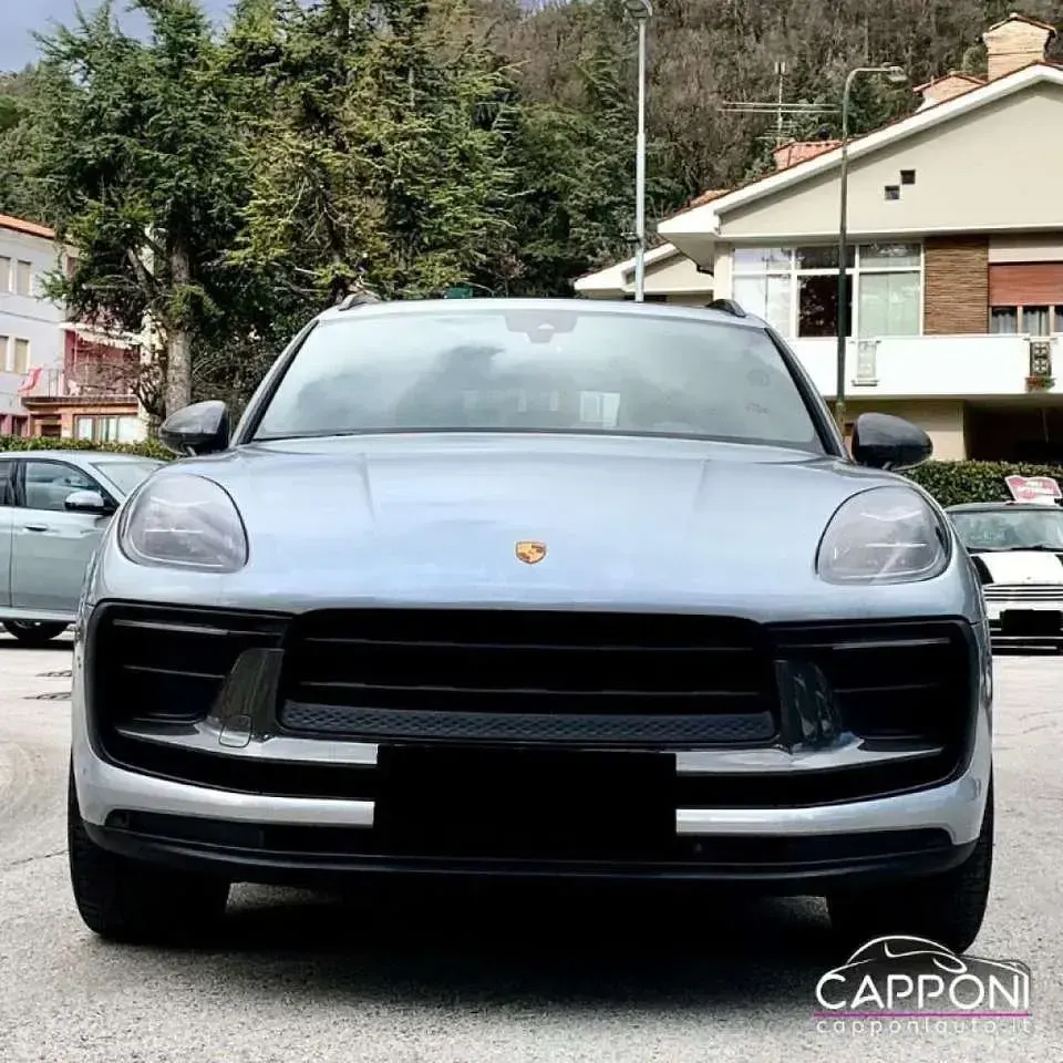 Usata Porsche Macan 265 CV (194 kW) 2023 Argento SUV