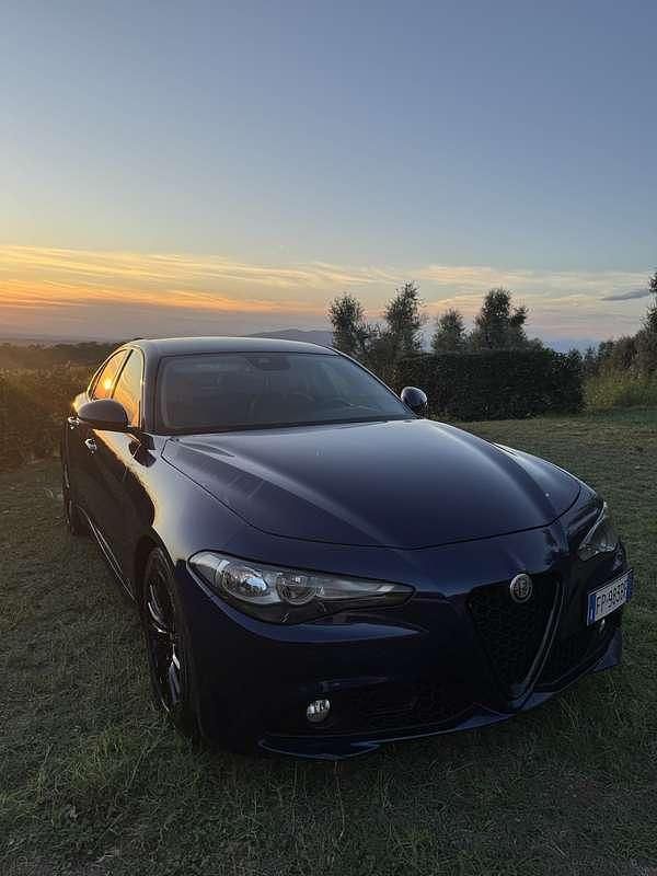 Usata Alfa Romeo Giulia 150 CV (110 kW) 2018 Berlina