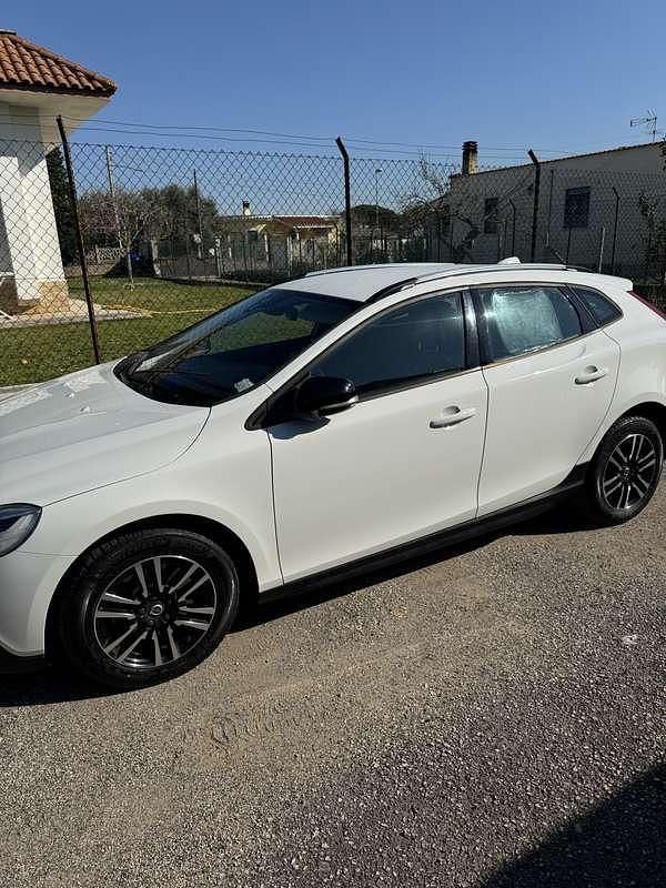 Usata Volvo V40 CC Pro 120 CV (88 kW) 2019 Station wagon