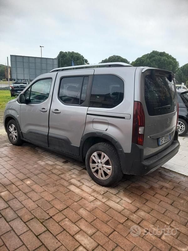 Usata Peugeot Rifter 2021 Grigio Monovolume