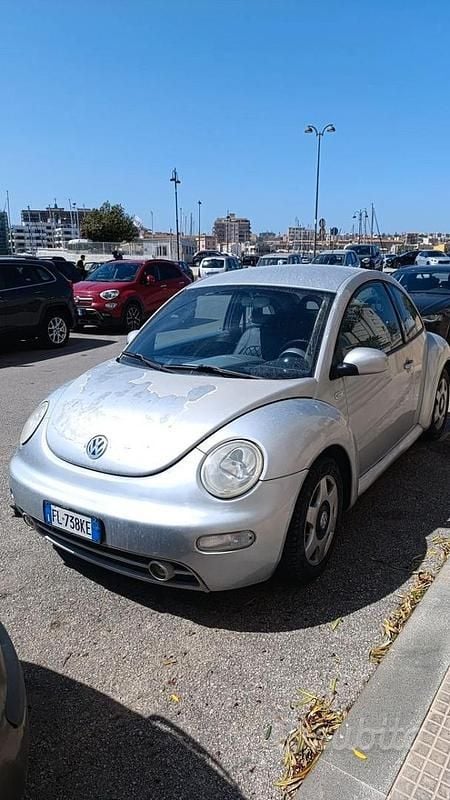 Usata VW New Beetle 2001 Utilitaria