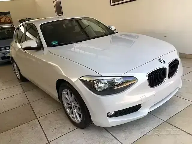 Usata BMW 114 Sport Line 102 CV (75 kW) 2013 Bianco Utilitaria