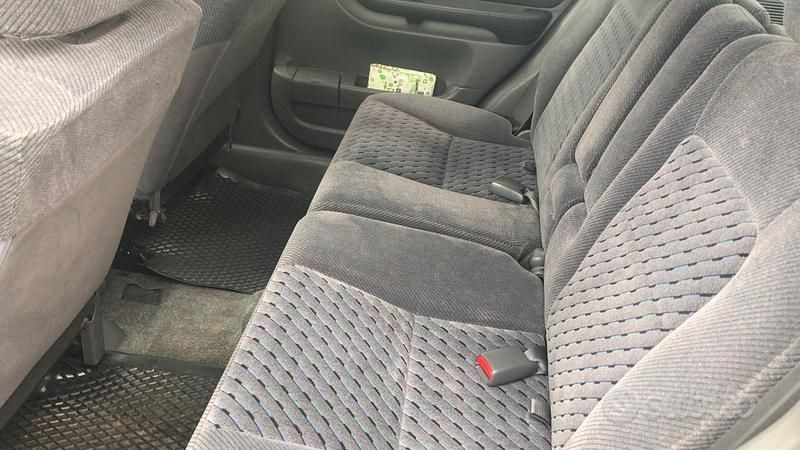 Usata 2000 Honda CR-V SUV | 1800 € (Buon prezzo) - Immagine 1/4