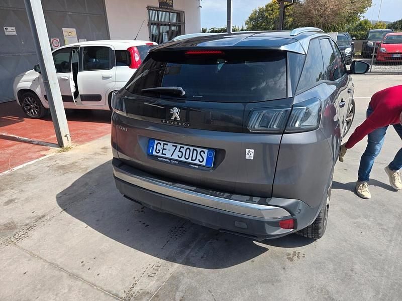 Usata Peugeot 3008 Allure 176 CV (129 kW) 2021 Grigio Station wagon