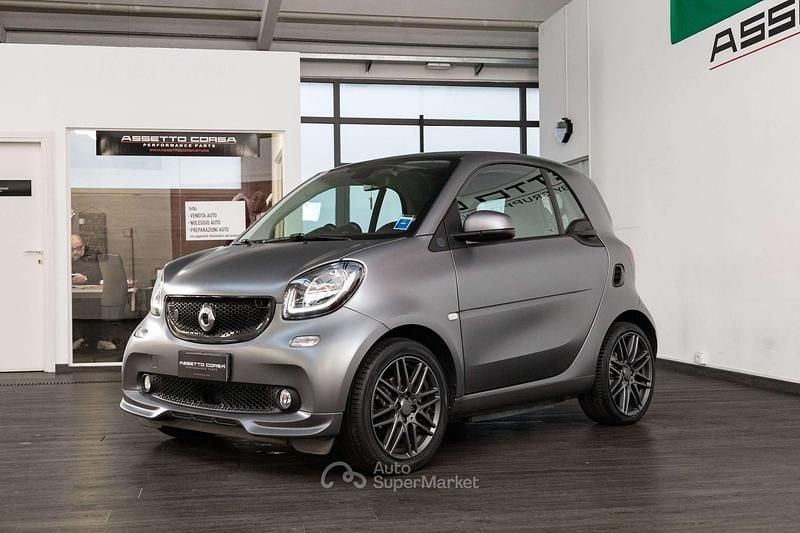 Usata Smart ForTwo Electric Drive Brabus 41 kW (56 CV) 2019 Grigio Utilitaria