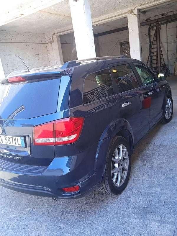 Usata Fiat Freemont Lounge 140 CV (102 kW) 2014 SUV