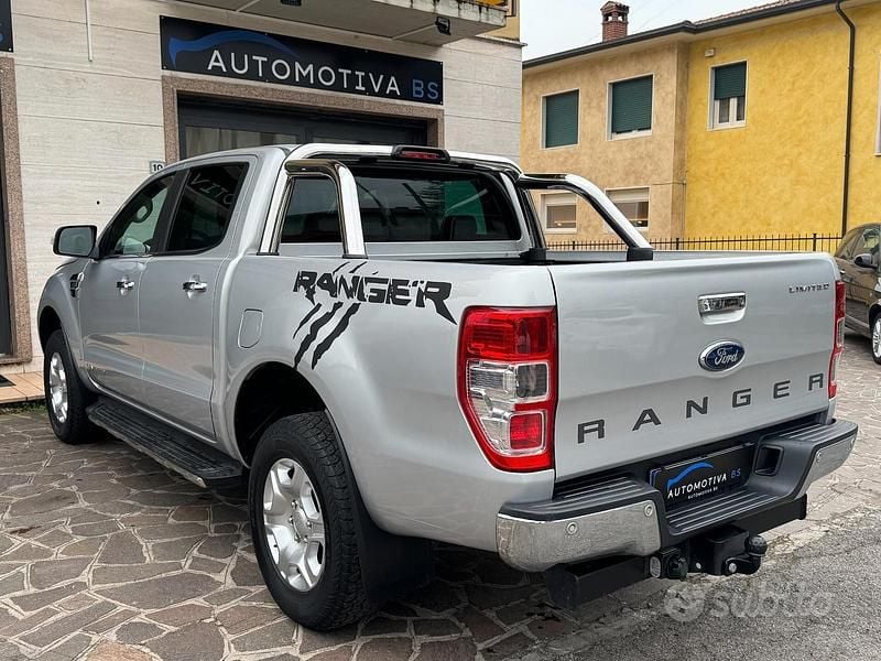 Usata Ford Ranger Limited 160 CV (117 kW) 2019 Grigio Pick-up