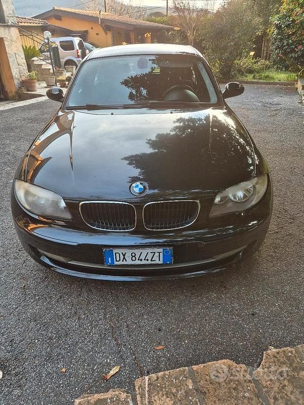 Usata BMW 118 143 CV (105 kW) 2009 Utilitaria