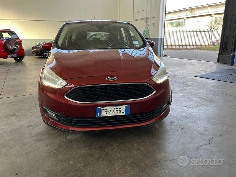 Usata Ford C-MAX Titanium 120 CV (88 kW) 2015 Rosso Monovolume
