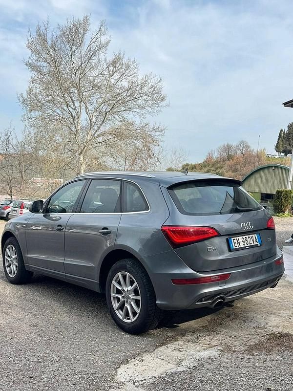 Usata Audi Q5 245 CV (180 kW) 2012 Grigio SUV