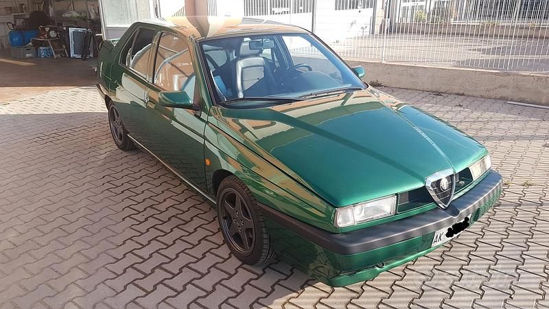 Usata Alfa Romeo 155 140 CV (102 kW) 1996 Verde Berlina