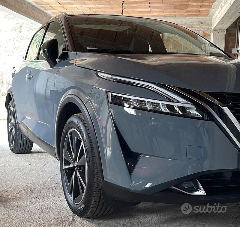 Usata Nissan Qashqai Tekna 140 CV (102 kW) 2023 Grigio SUV