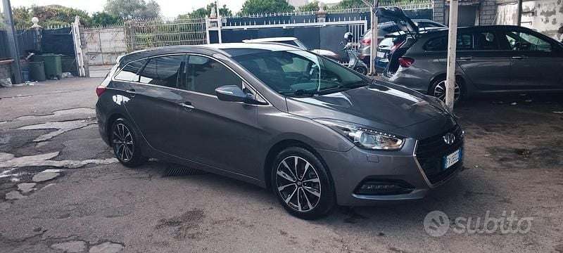 Grigio Usata 2019 Hyundai i40 Station wagon | 10.500 € (Super prezzo) - Immagine 1/4
