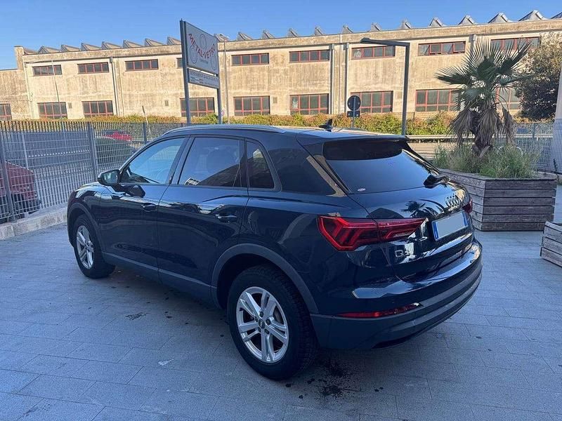 Usata Audi Q3 Business 150 CV (110 kW) 2020 Blu/azzurro SUV