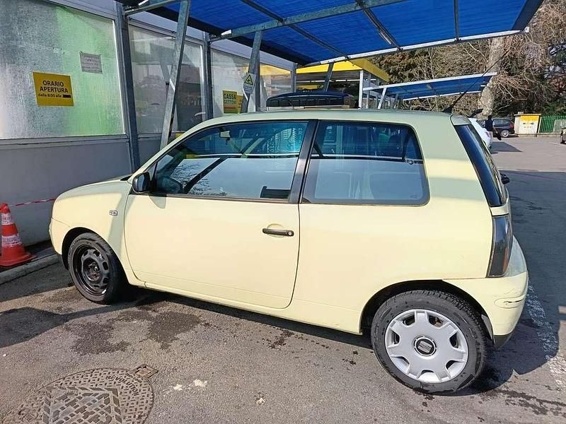 Usata Seat Arosa Stella 50 CV (36 kW) 2003 Utilitaria