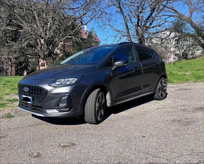 Usata Ford Fiesta Active 125 CV (91 kW) 2023 Grigio Utilitaria