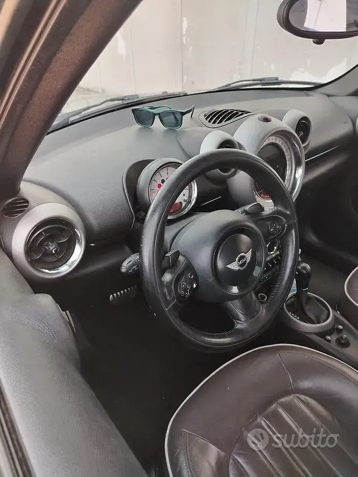 Usata Mini Cooper SD 143 CV (105 kW) 2015 Nero Utilitaria