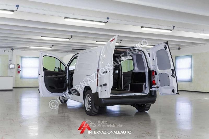 Nuova Opel Combo 102 CV (75 kW) 2025 Bianco Monovolume