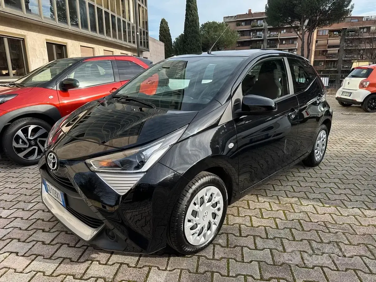 Occasion Toyota Aygo Connect Style 72 ch (52 kW) 2020 Noir Citadine