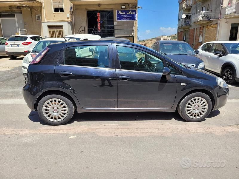 Usata Fiat Grande Punto Street 2014 Nero Utilitaria