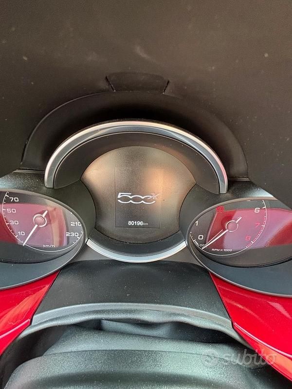 Usata Fiat 500 Cross 120 CV (88 kW) 2020 Rosso Station wagon