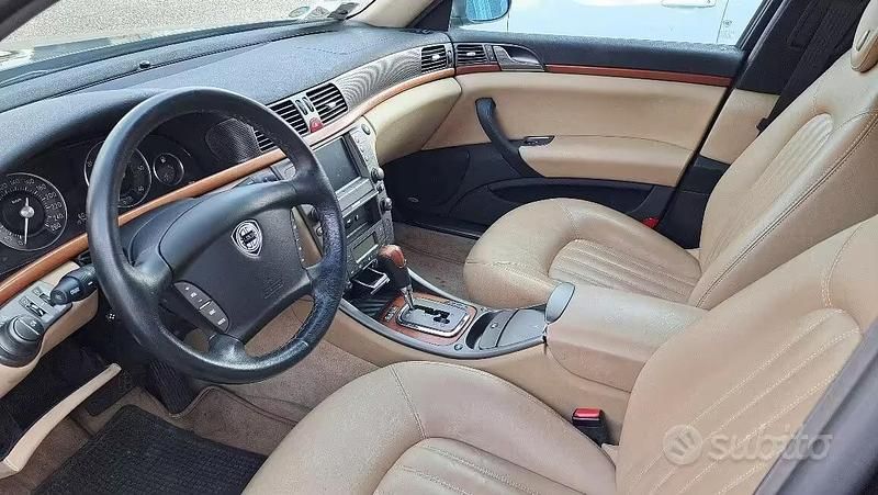 Usata Lancia Thesis 175 CV (128 kW) 2005 Grigio Berlina