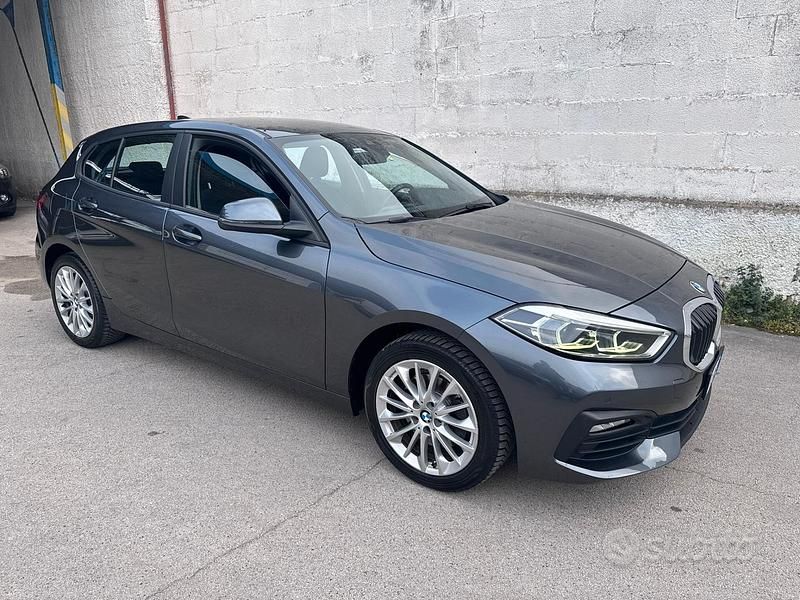 Usata BMW 116 Advantage 116 CV (85 kW) 2020 Grigio Utilitaria