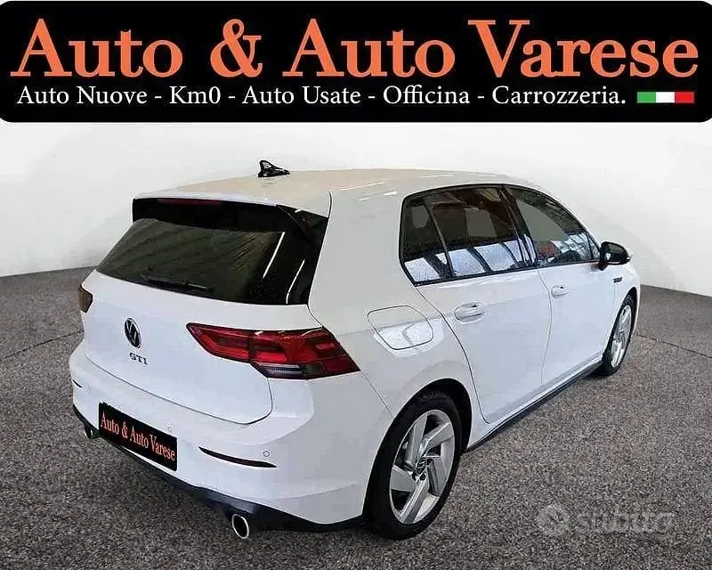 Usata VW Golf VIII GTI 245 CV (180 kW) 2024 Bianco Berlina