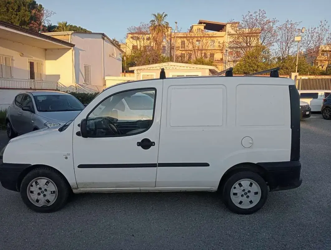 Usata Fiat Doblò 63 CV (46 kW) 2002 Monovolume
