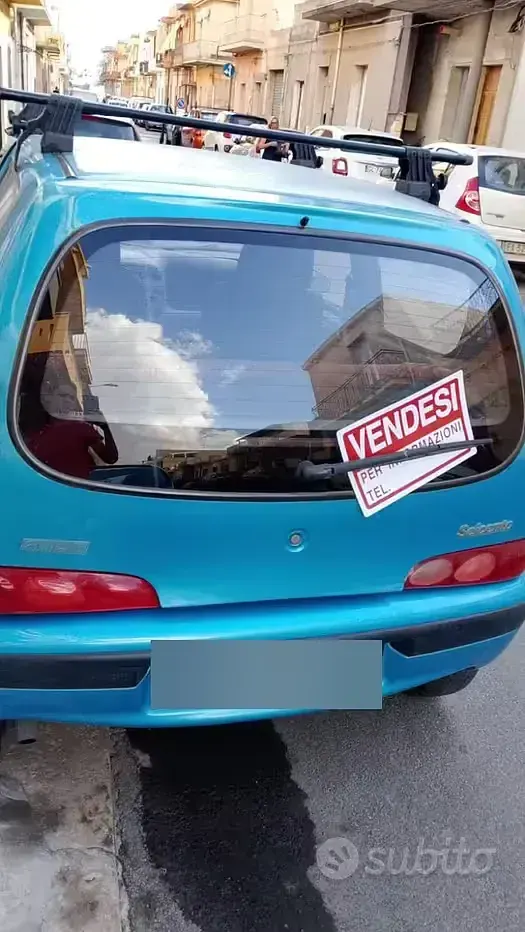 Usata Fiat 600 39 CV (28 kW) 1999 Bluazzurro Berlina
