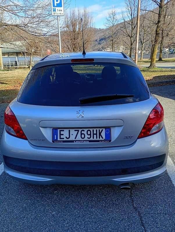 Usata Peugeot 207 95 CV (69 kW) 2011 Berlina